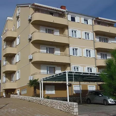 In With Sea View, Balcony, Air Conditioning, Wifi 4623-2 Appartamento